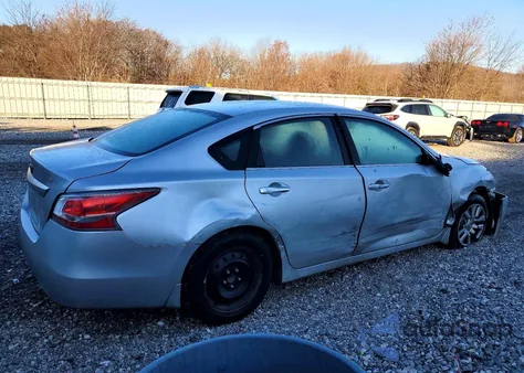2014 Nissan Altima 2.5 z USA, uszkodzony, nr VIN 1N4AL3AP3EC141150